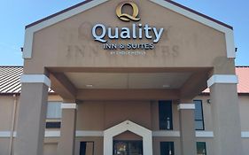 Quality Inn & Suites Pine Bluff